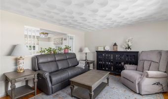 59 Alexander St, North Providence, RI 02904