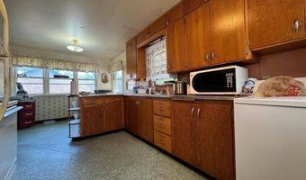 615 N 2nd, Arkansas City, KS 67005