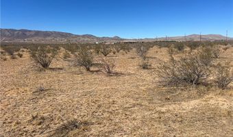 3 Del Oro Rd, Apple Valley, CA 92308