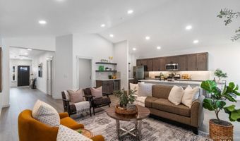 11283 Bluefield Dr, Caldwell, ID 83605