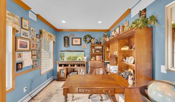928 Seaman Ave, Beachwood, NJ 08722