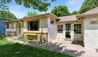 821 Adams St, Anoka, MN 55303