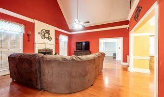2714 Dover Ln, Albany, GA 31721