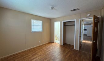 806 N 10th St, Alpine, TX 79830