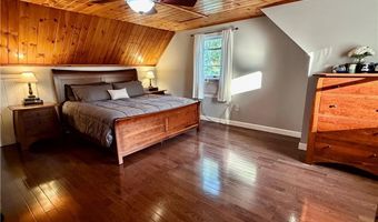 209 Skunk Hill Rd, Hopkinton, RI 02832