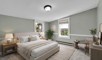 33 S 11TH St, Akron, PA 17501