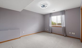 328 Ruhe Ln, Box Elder, SD 57719