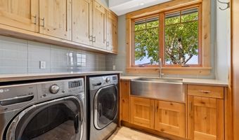2594 Star Ridge Rd, Bozeman, MT 59715