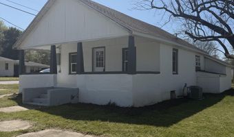 733 S Griffith Ave, Aurora, MO 65605