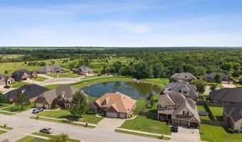 5711 Nottingham Pl, Bartlesville, OK 74006