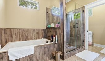 608 Cottage Ln, Benton, AR 72019