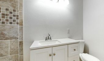 1024 ESPEJO St NE, Albuquerque, NM 87112