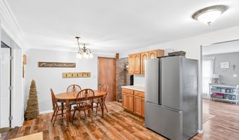 305 E North St, Anna, OH 45302