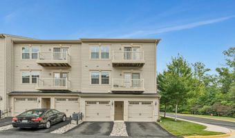 42145 PIEBALD Sq, Aldie, VA 20105