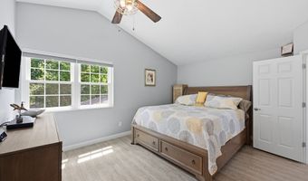 275 Inland Cir, Avon, IN 46123