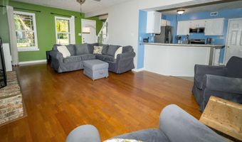 6393 Barberry Dr, Avon, IN 46123