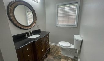 2004 ROANOKE St, Alexandria, LA 71301