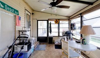 625 Puffin Dr, Barefoot Bay, FL 32976