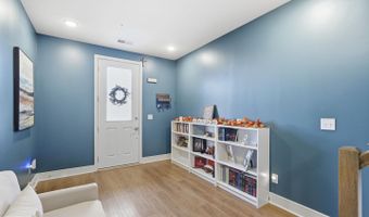 42605 NUBBINS Ter, Ashburn, VA 20147