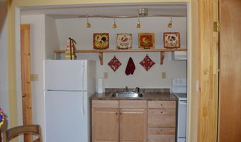 19 Castle Ln, Becket, MA 01223