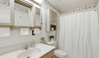 1209 Highland Dr, Auburn, IN 46706
