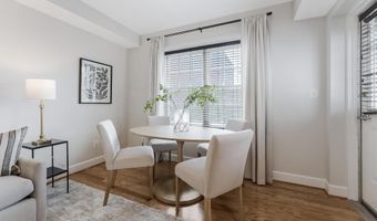 231 N THOMAS St 105, Arlington, VA 22203