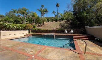 7520 E Toyon Ln, Anaheim, CA 92808