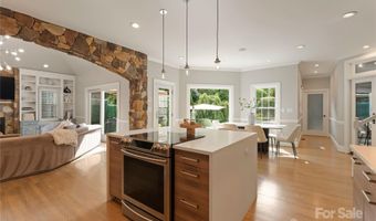 4208 Black Sycamore Dr, Charlotte, NC 28226