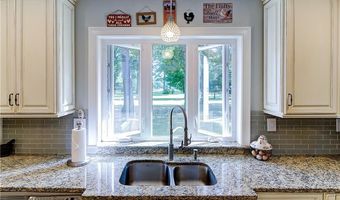 231 Shady Valley Rd, Coventry, RI 02816