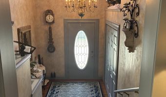 106 W 4th St, Bicknell, IN 47512