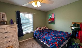 323 Woodfield Dr, Batesville, IN 47006