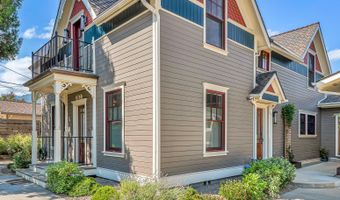 767 Oak St, Ashland, OR 97520