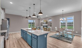 1006 Bluestem Cir, Baldwin City, KS 66006