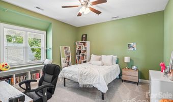 2032 Eaton Rd, Charlotte, NC 28205