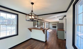 215 NW 4th St, Arab, AL 35016