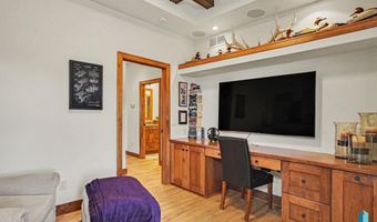 505 N Pasque Flower Trl, Brandon, SD 57005
