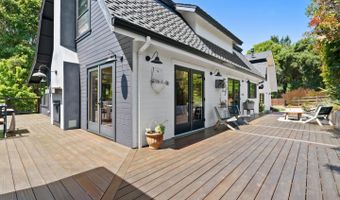 995 Old Farm Ln, Aptos, CA 95003