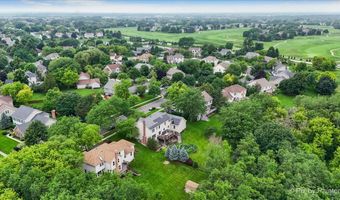1661 Kensington Dr, Algonquin, IL 60102