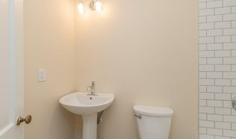 71 Manville Ave, Barnwell, SC 29812
