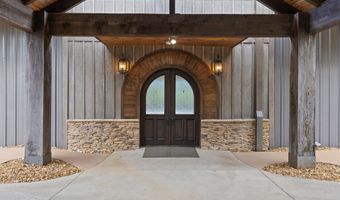 1020 Thomas Rd, Benton, TN 37307