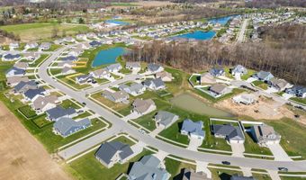 5610 Bear Creek Pass, Auburn, IN 46706
