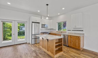 6340 Chuckanut Dr, Bow, WA 98232