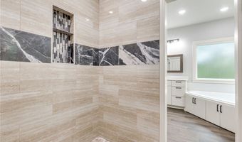 27 Brierfield Ln, Bella Vista, AR 72714