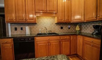 171 HUNTINGTON Trce, Anniston, AL 36207