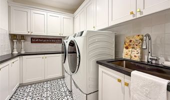 2410 Quartsite Dr, Camarillo, CA 93012