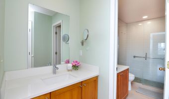 4471 Hillside Ct, Ann Arbor, MI 48105