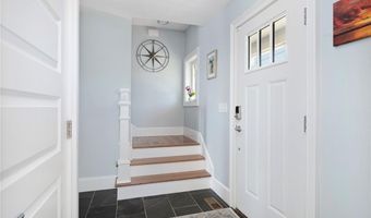 53 White Ave, East Providence, RI 02915