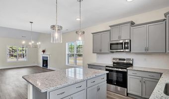 1677 Reservation Rd, Aberdeen, NC 28315