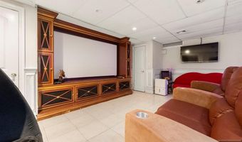 151 Mackay, Bergenfield, NJ 07621