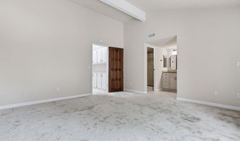 5715 Baltimore Dr 23, La Mesa, CA 91942
